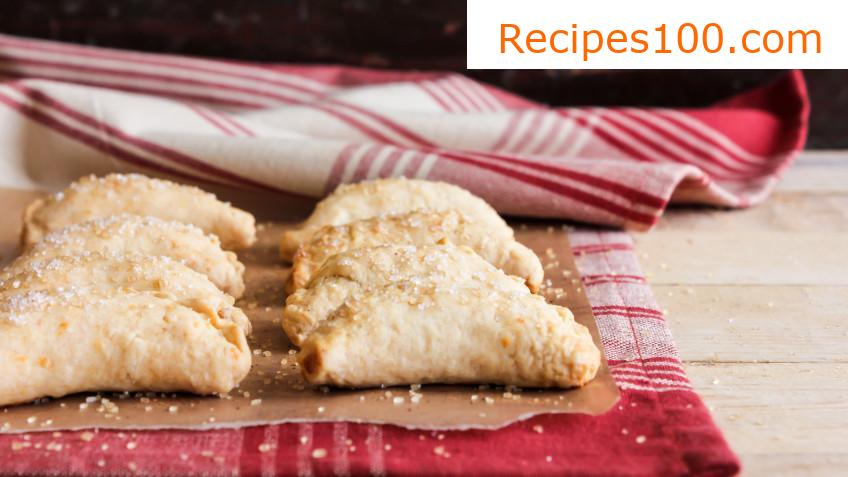 Apple-filled pastries