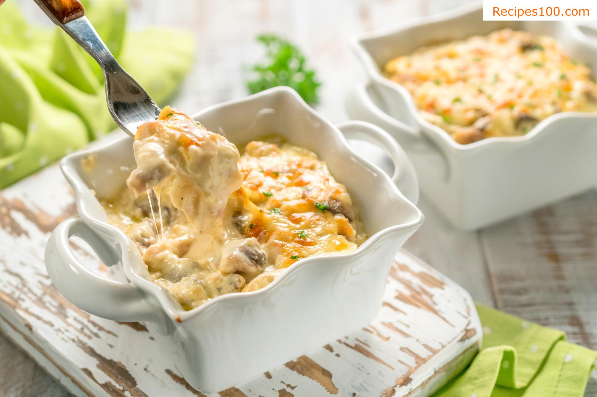 Baked chicken in cream