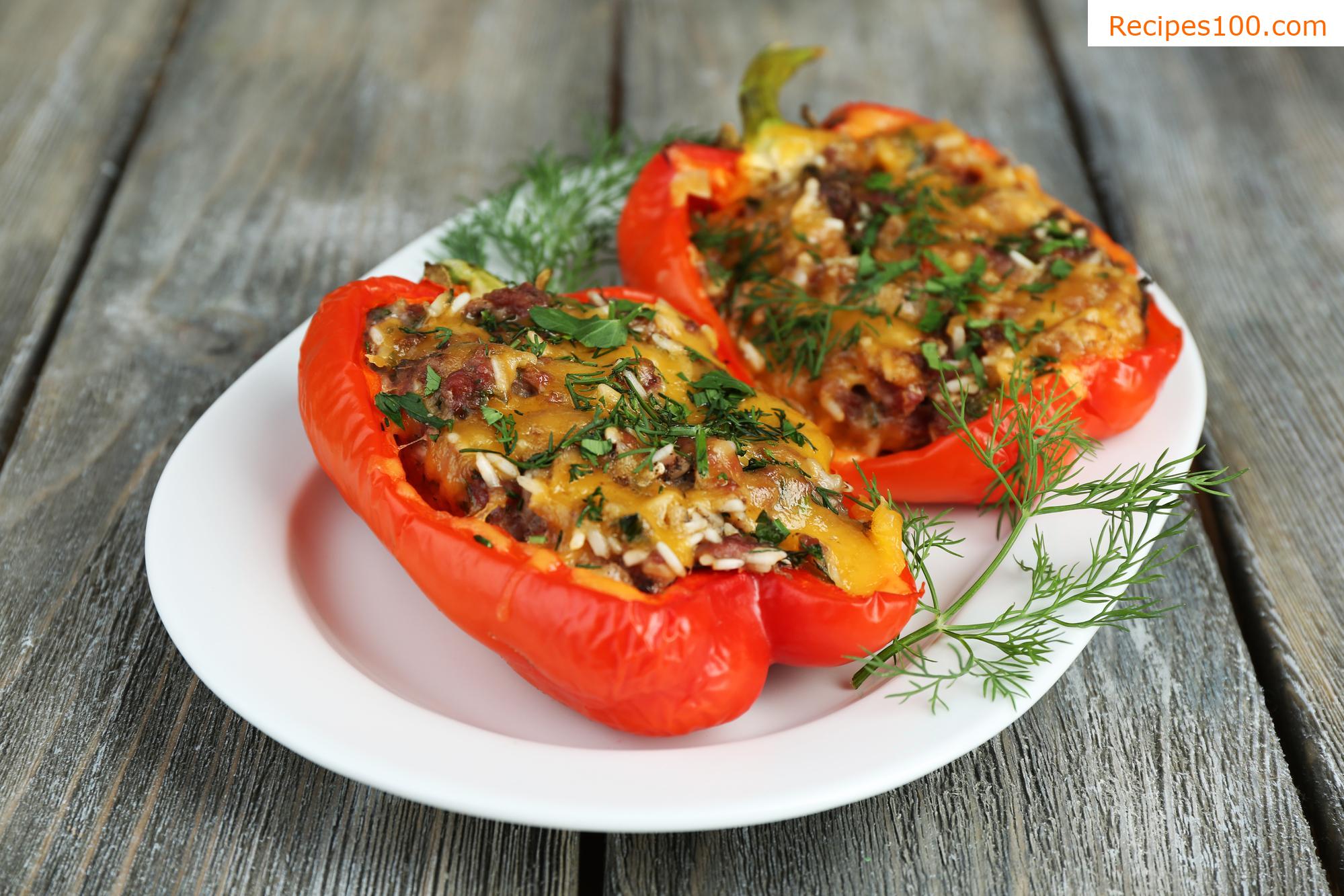 Baked peppers with millet