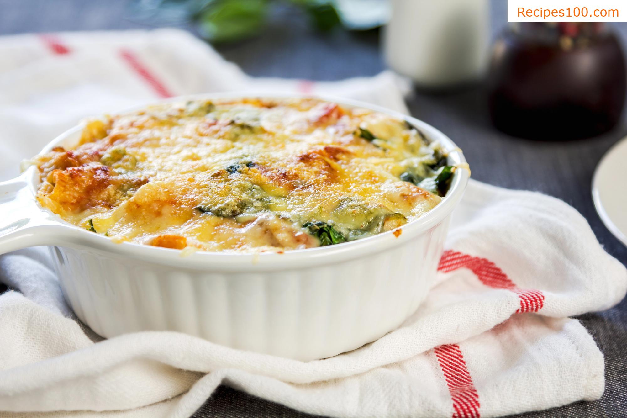 Broccoli and cauliflower baked in sour cream