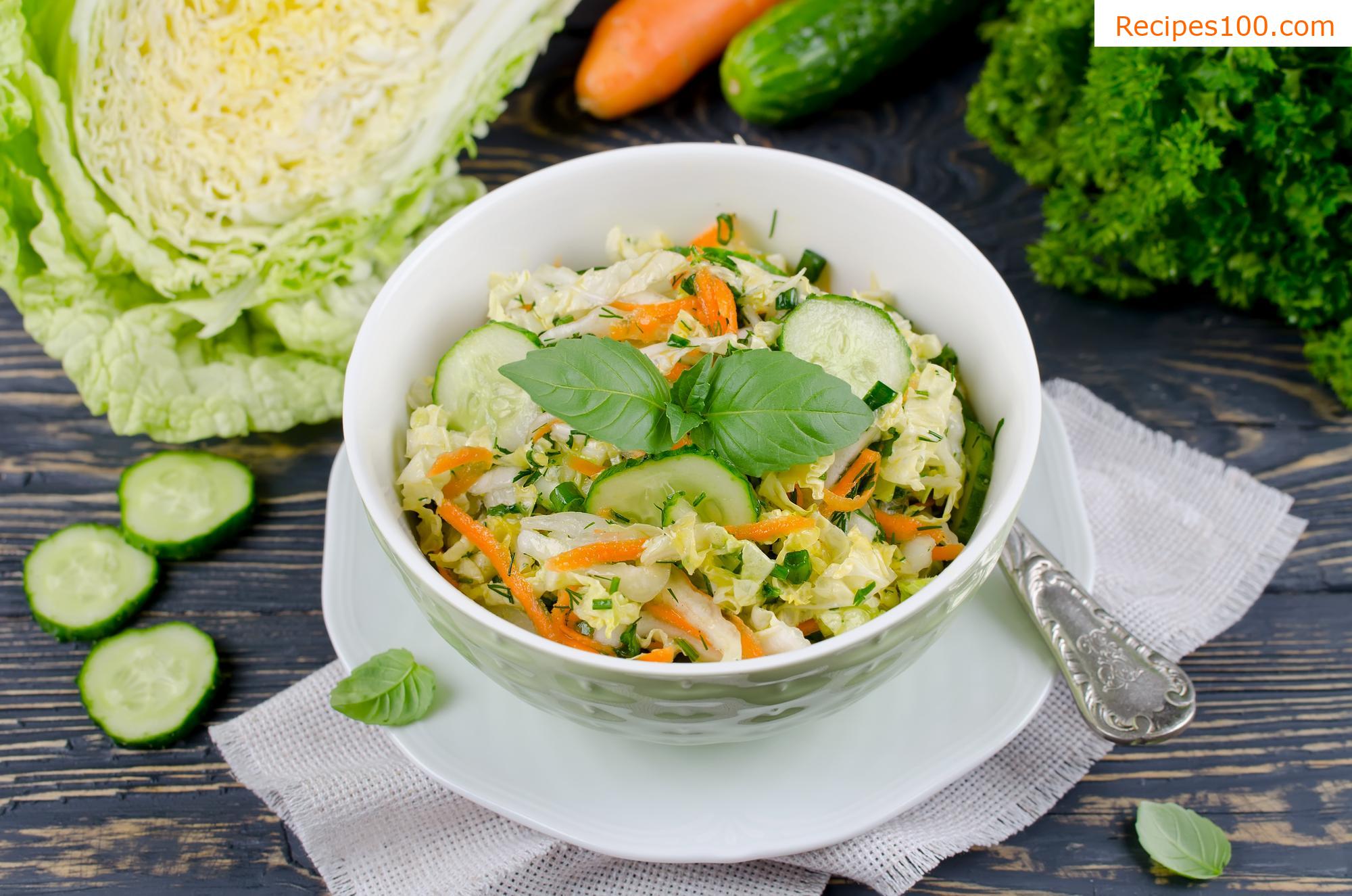 Cabbage salad with carrots and dill