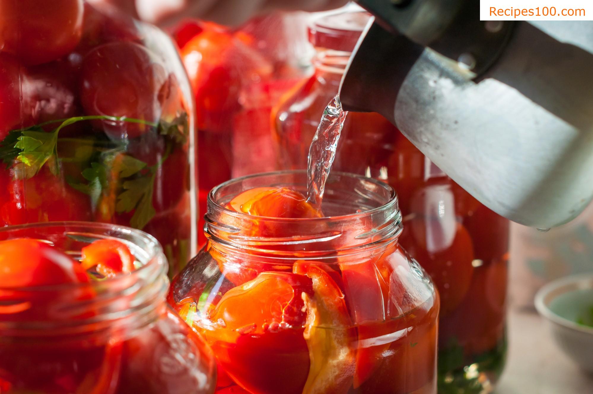 Canning tomatoes