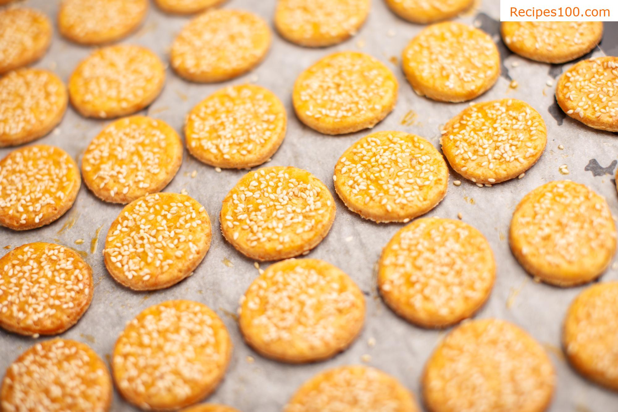 Cheese crackers