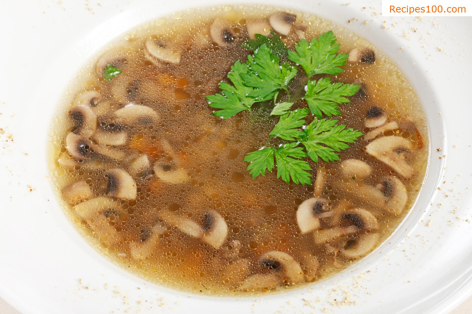 Chicken soup with vegetables and egg-mushroom dumplings