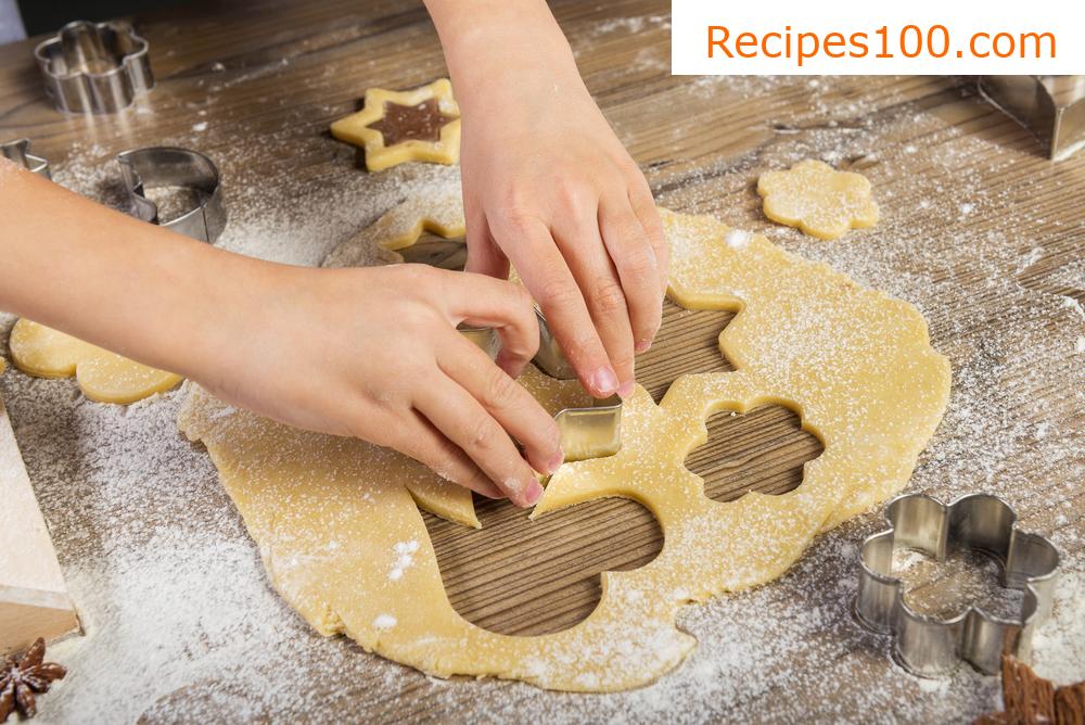 Christmas cookies - delicate vanilla crescent rolls