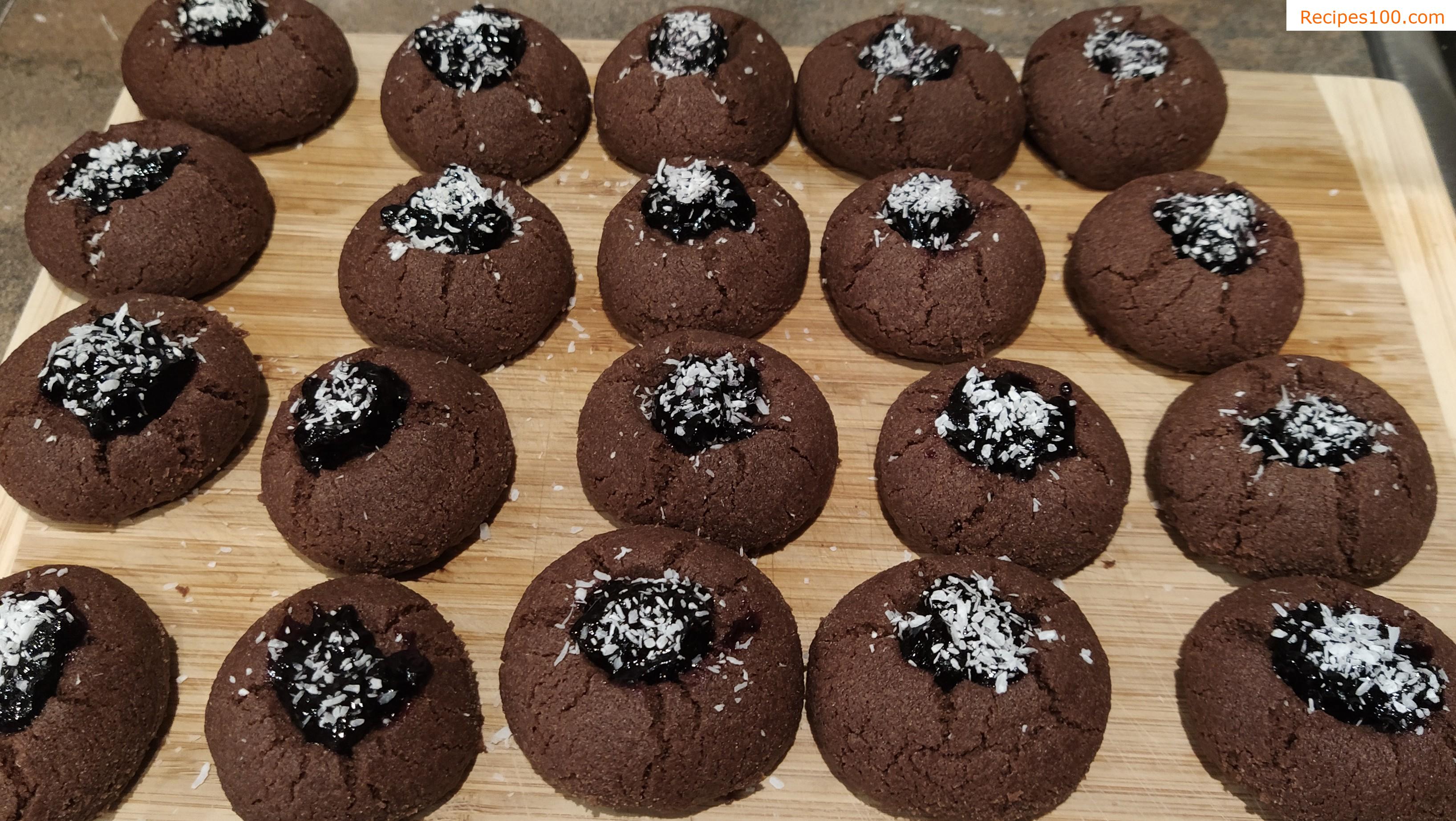 Cocoa saddle pads with jam