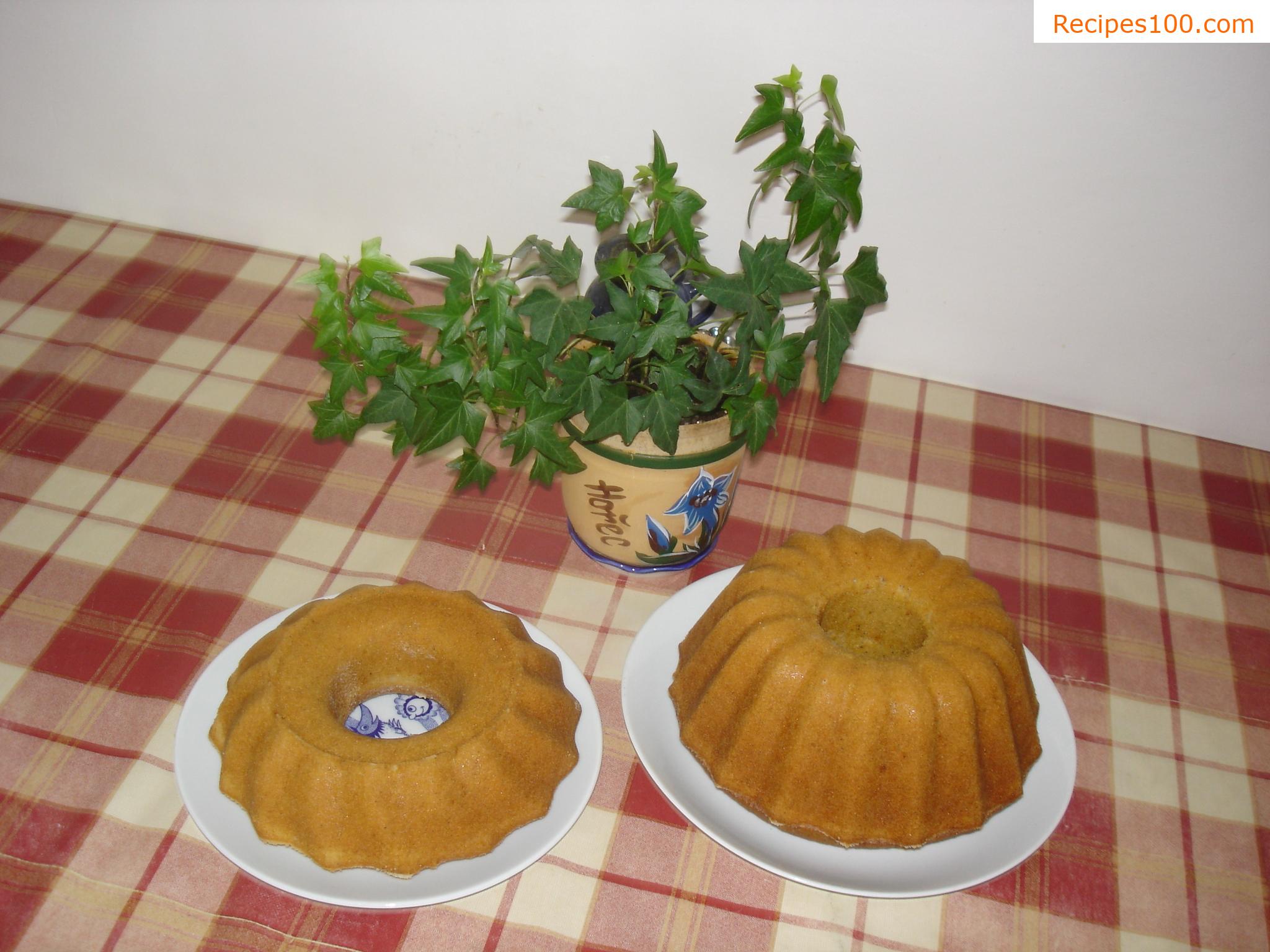 Gingerbread Bundt Cake