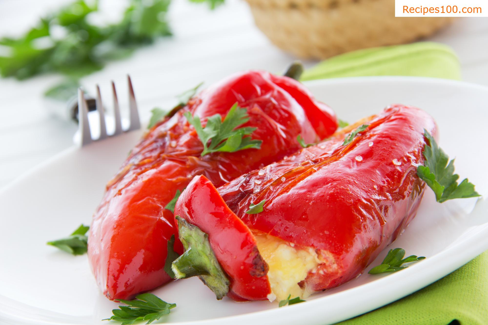 Grilled peppers with feta