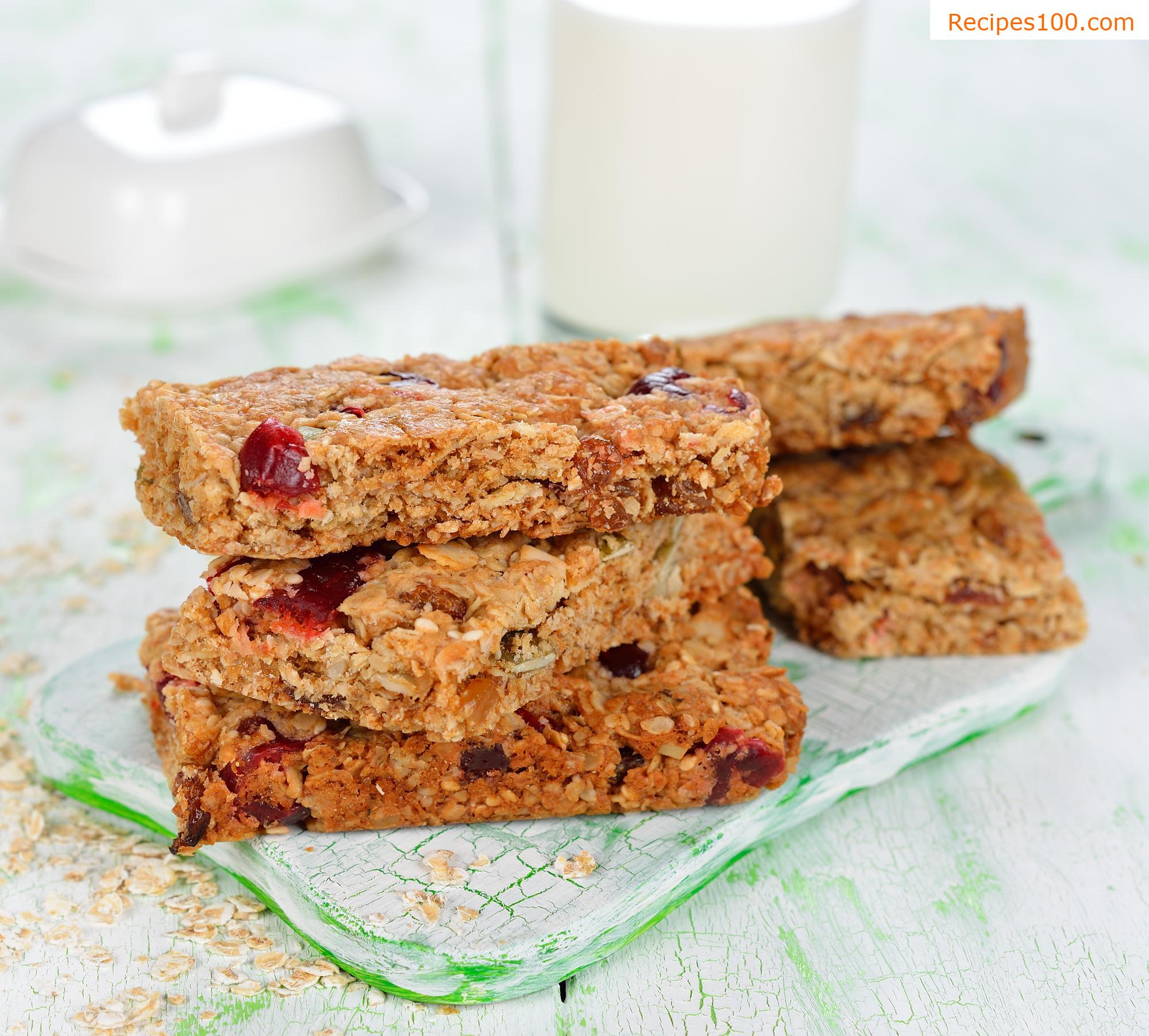 Homemade muesli bars