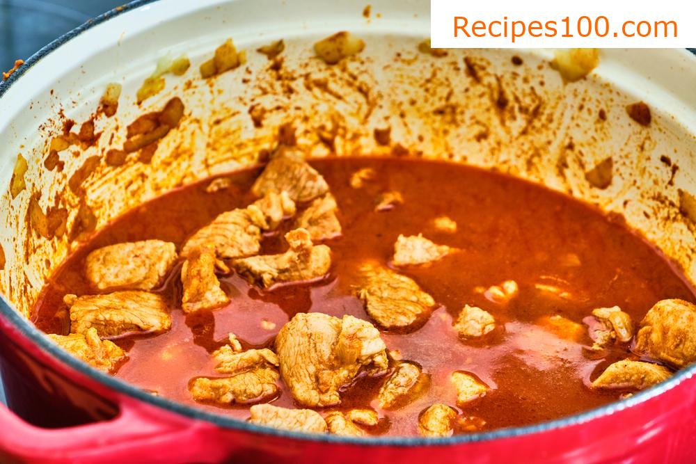 Hungarian chicken paprikash