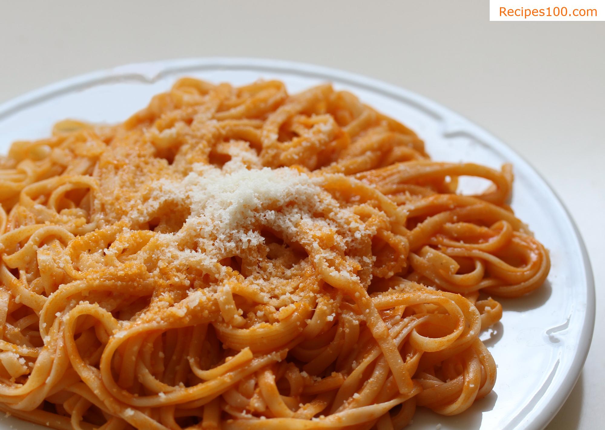 Lentil pasta with parmesan sauce