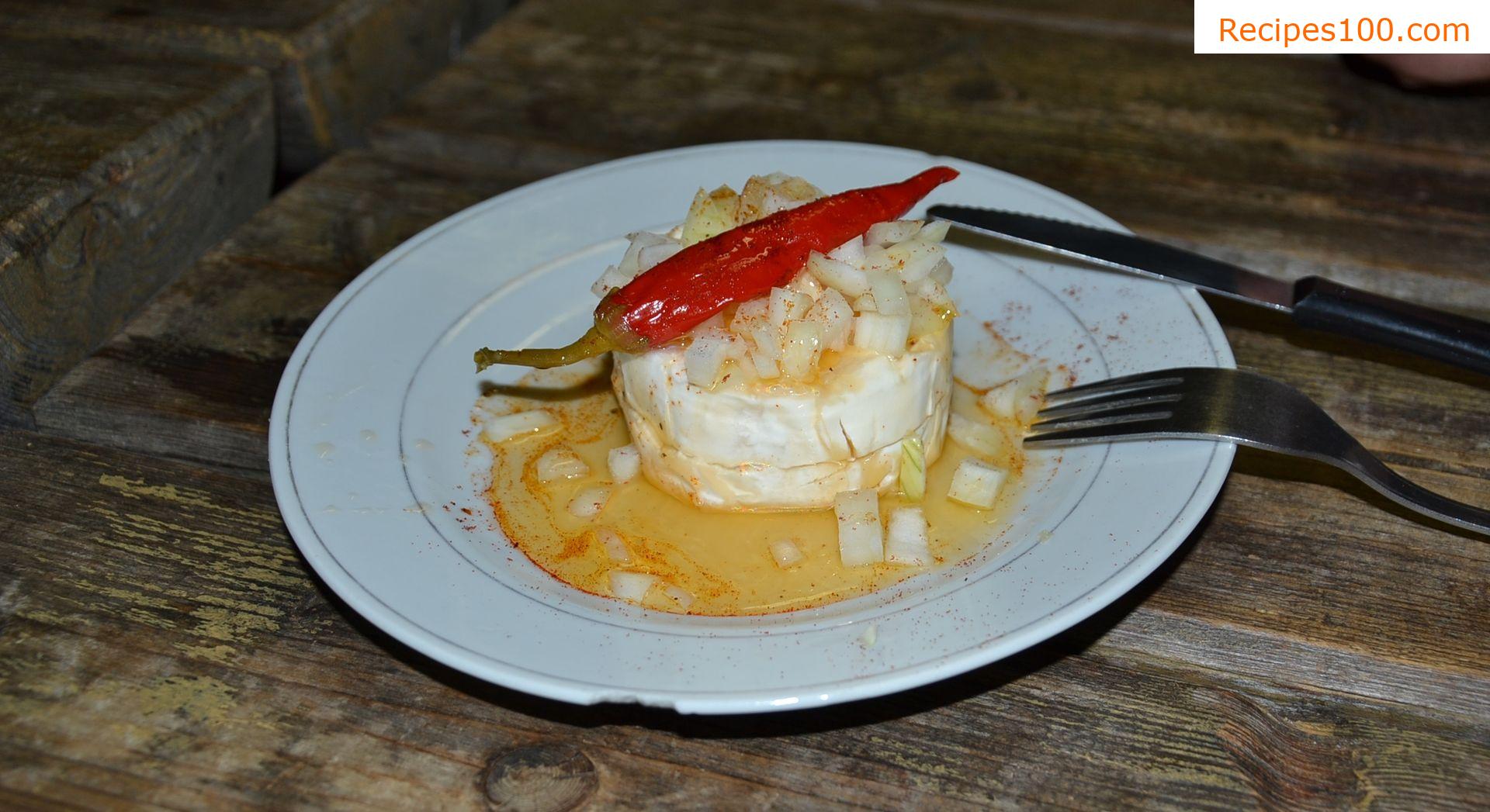 Marinated camembert