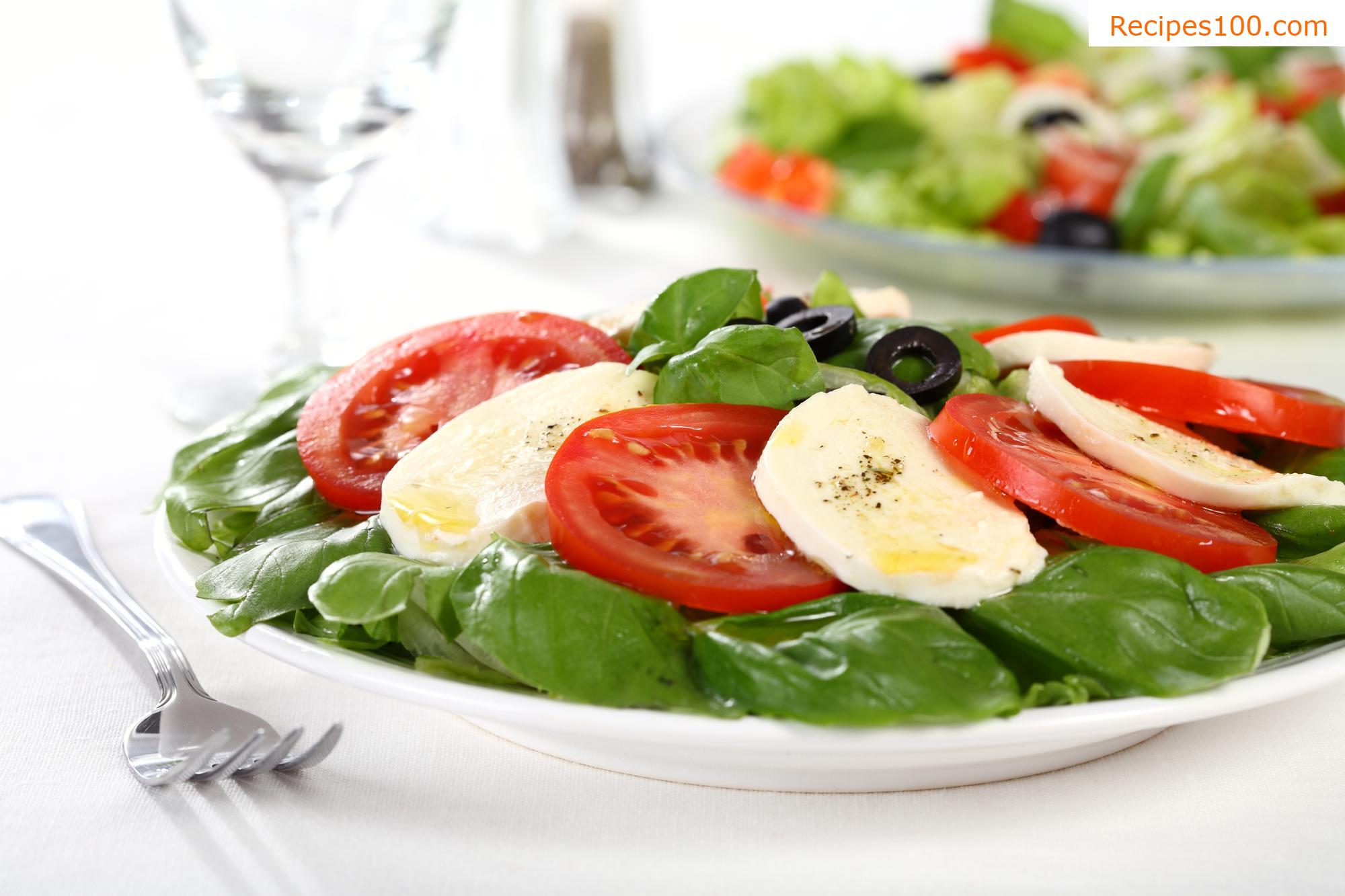 Mozzarella with tomatoes