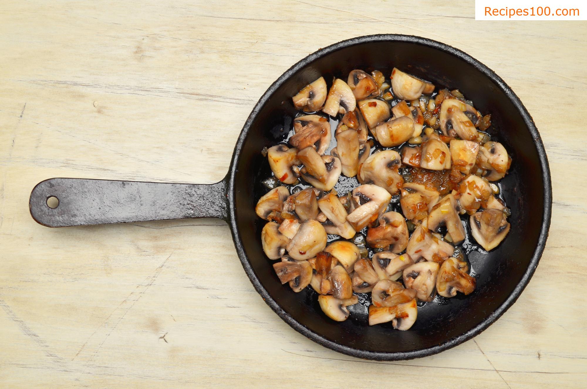 Mushroom scramble
