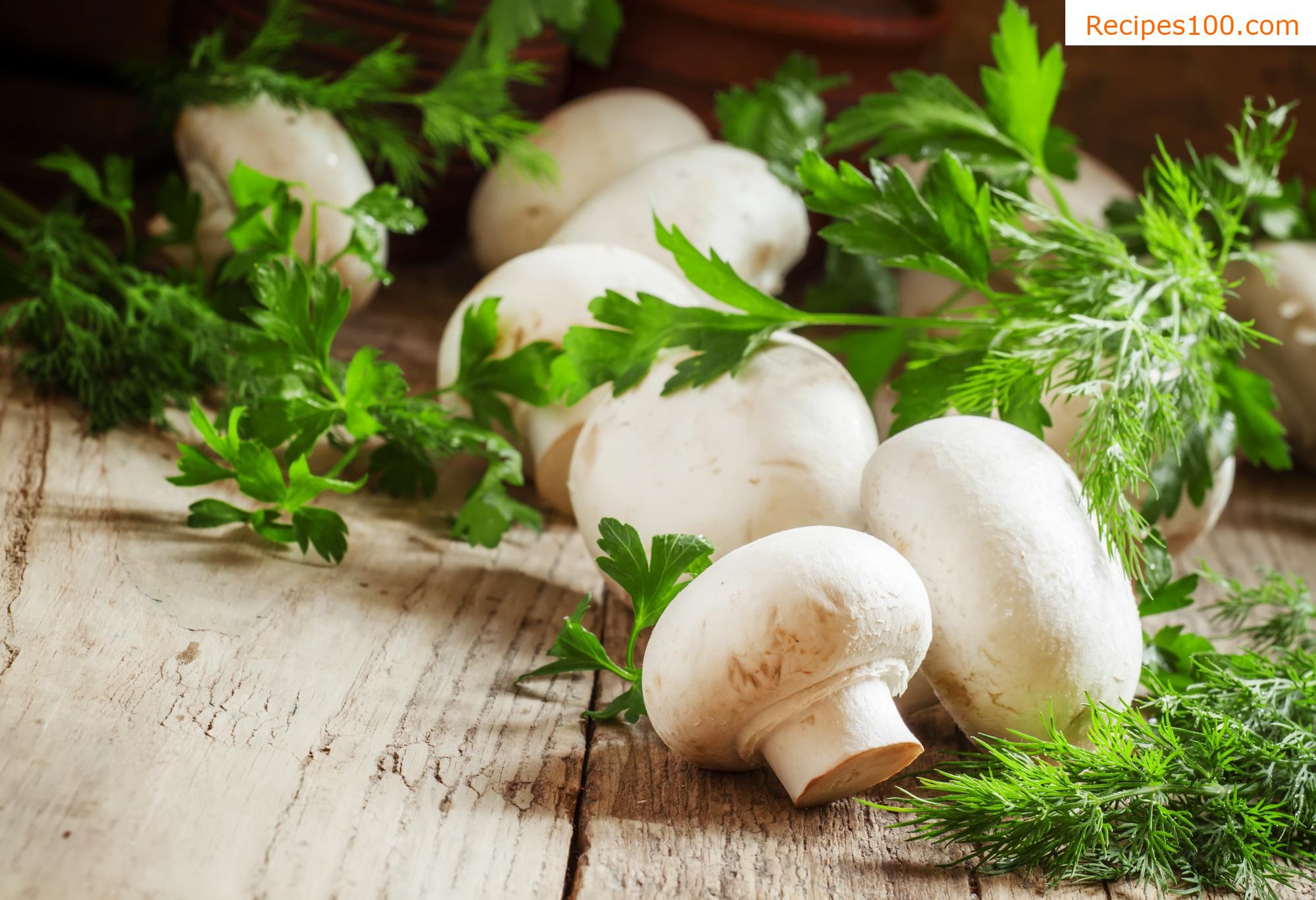 Mushrooms with garlic and herbs