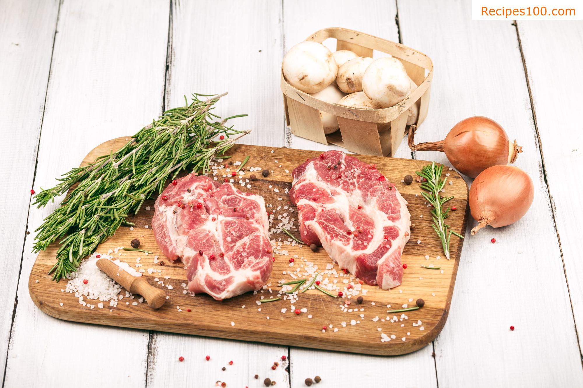 Pork neck with mushrooms