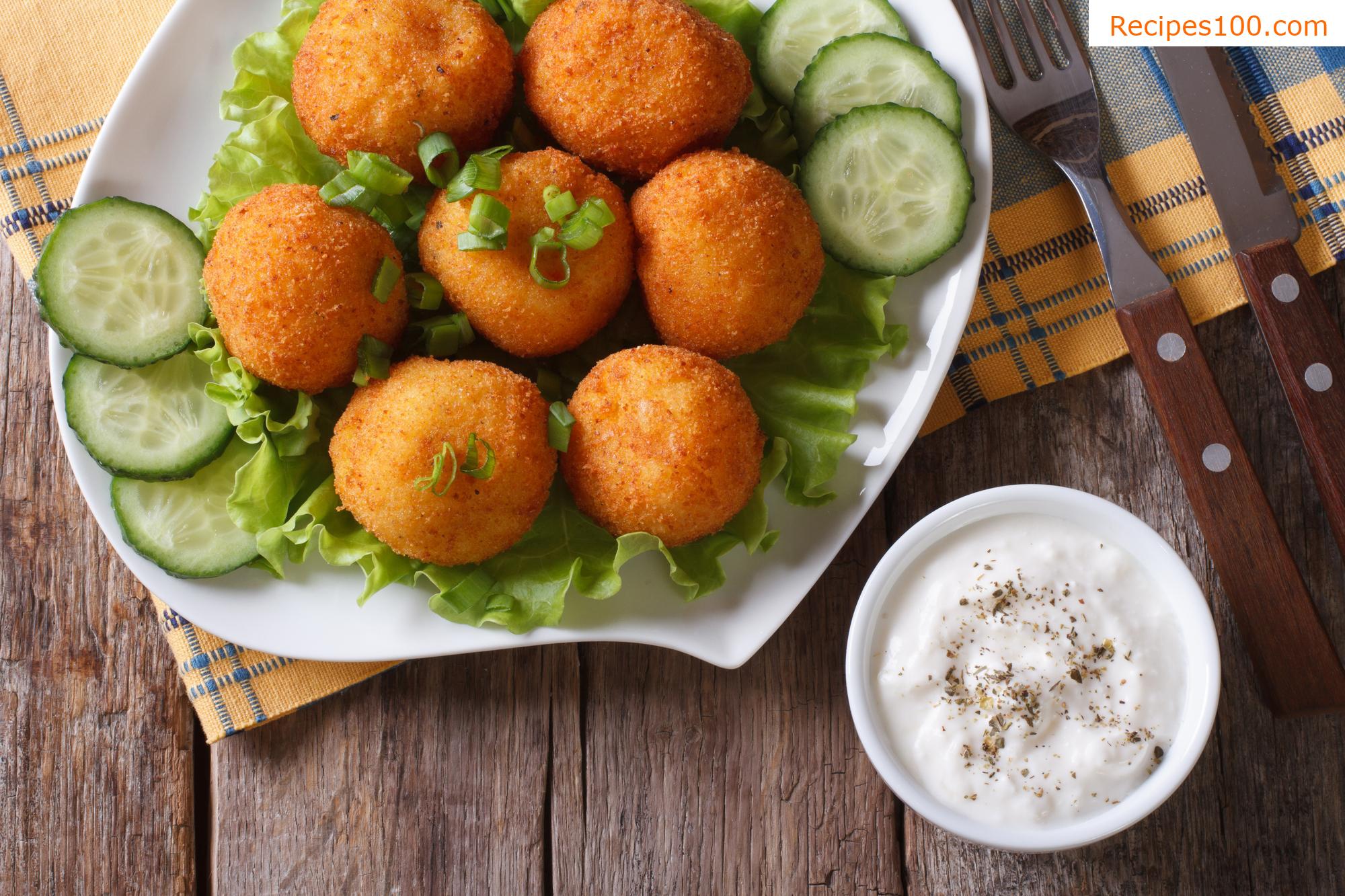 Potato croquettes with cheese