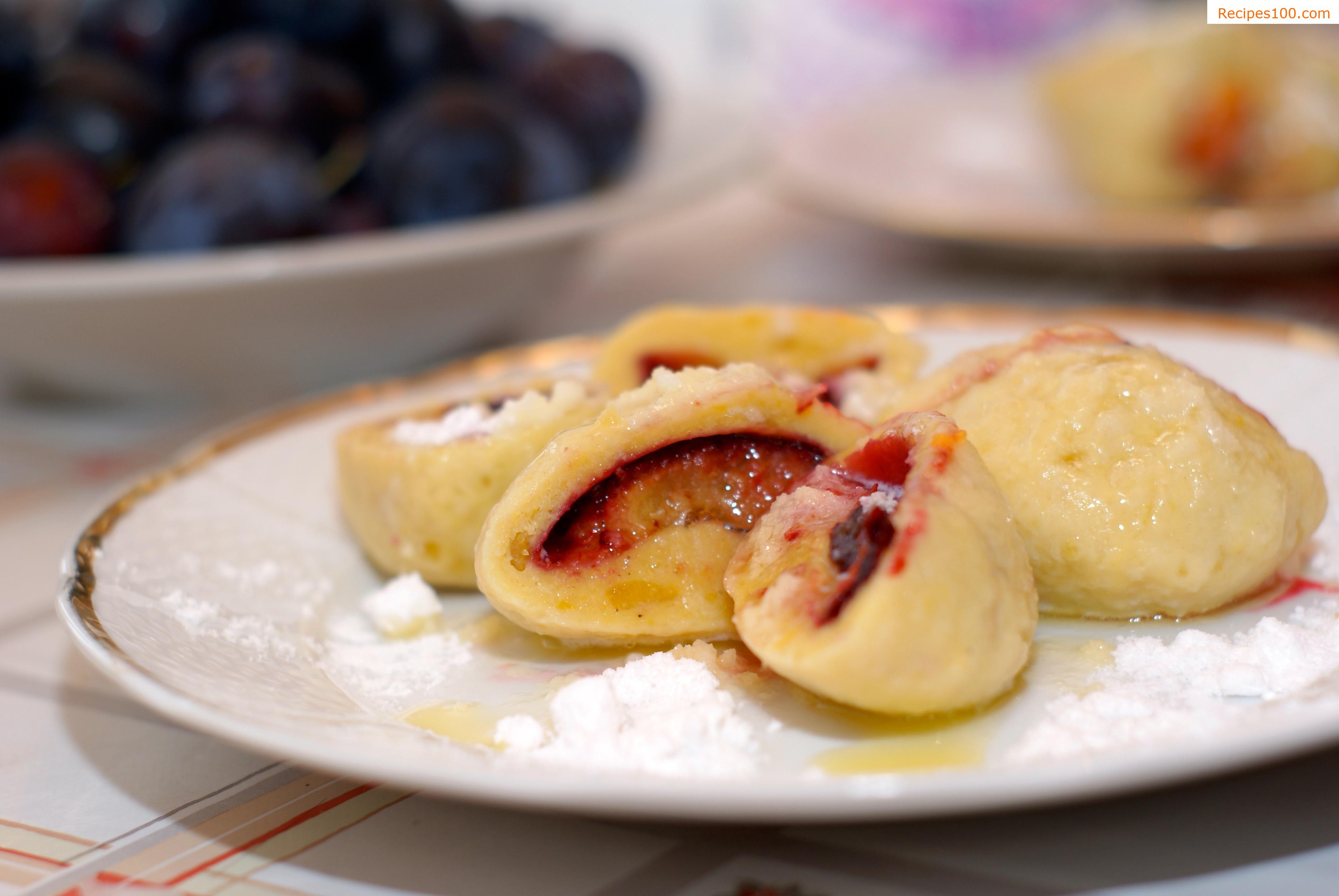 Potato fruit dumplings