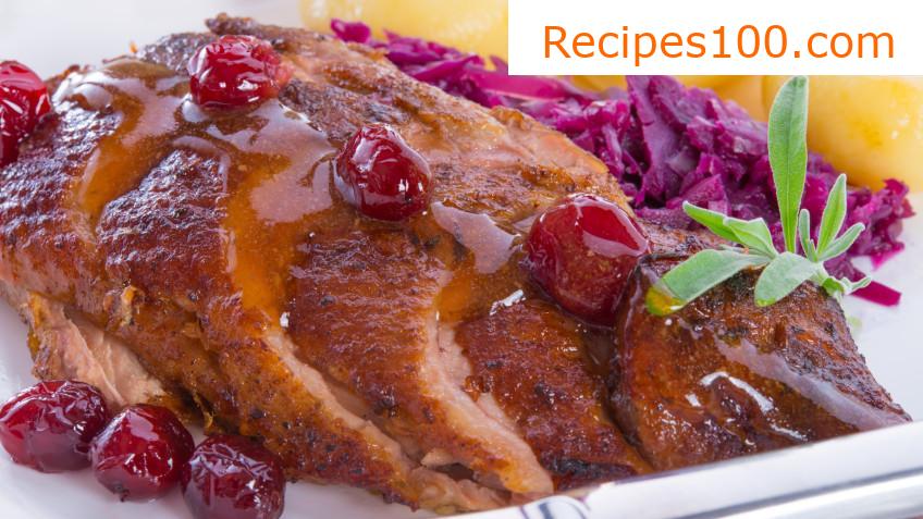 Roast duck in cabbage