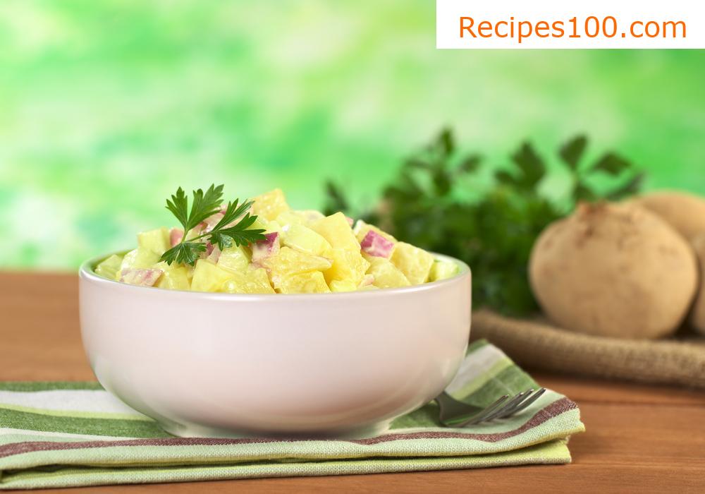 Simple potato salad without mayonnaise