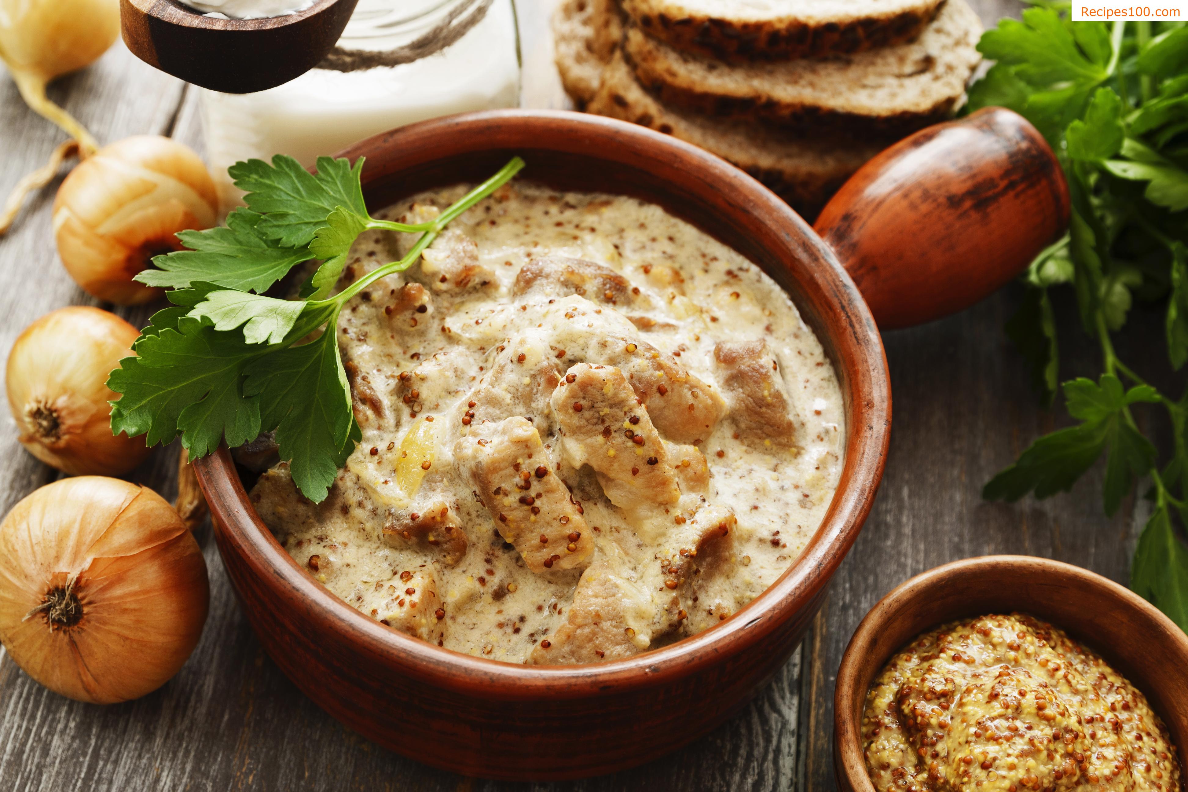 Spanish pork in creamy sauce