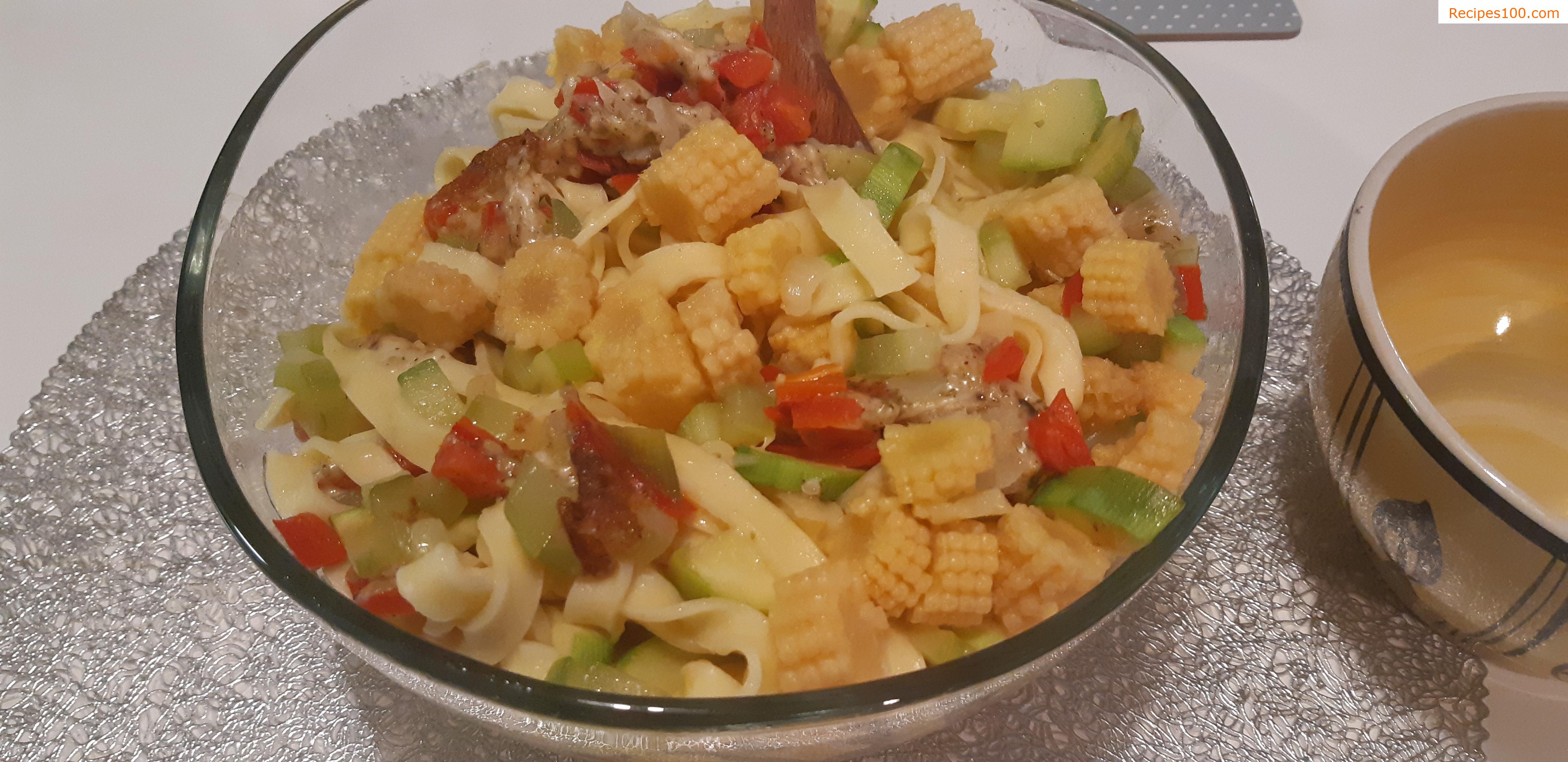 Tagliatelle with olives and vegetables