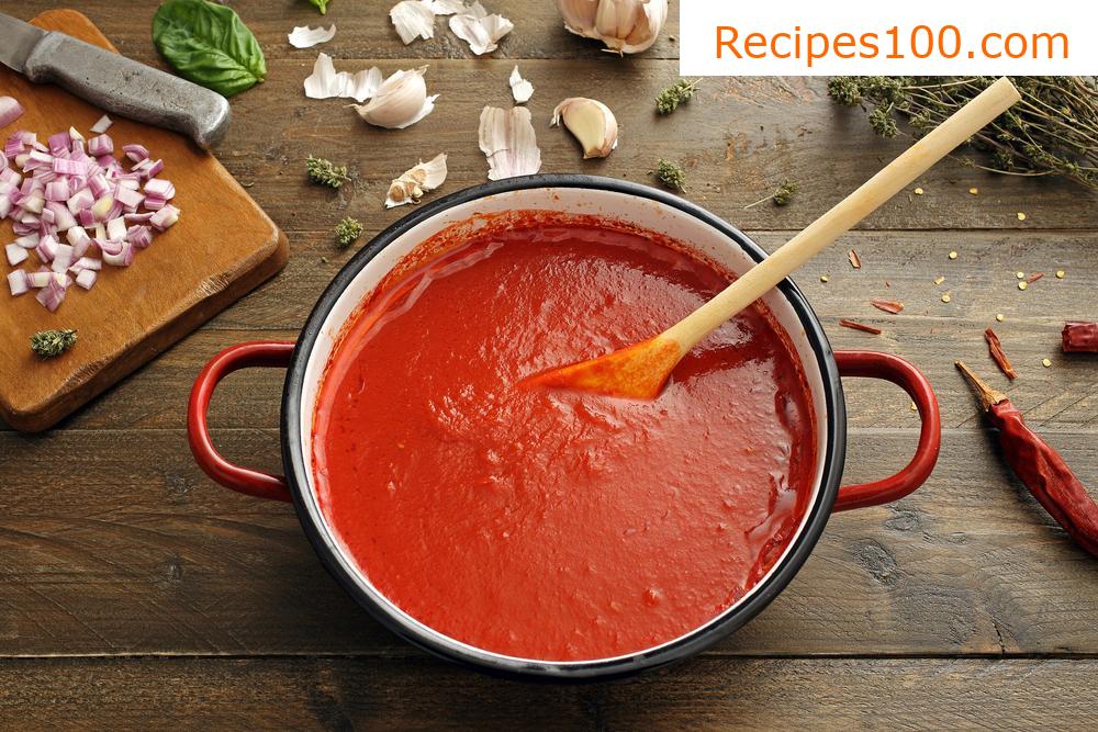 Tomato sauce (simple and quick)