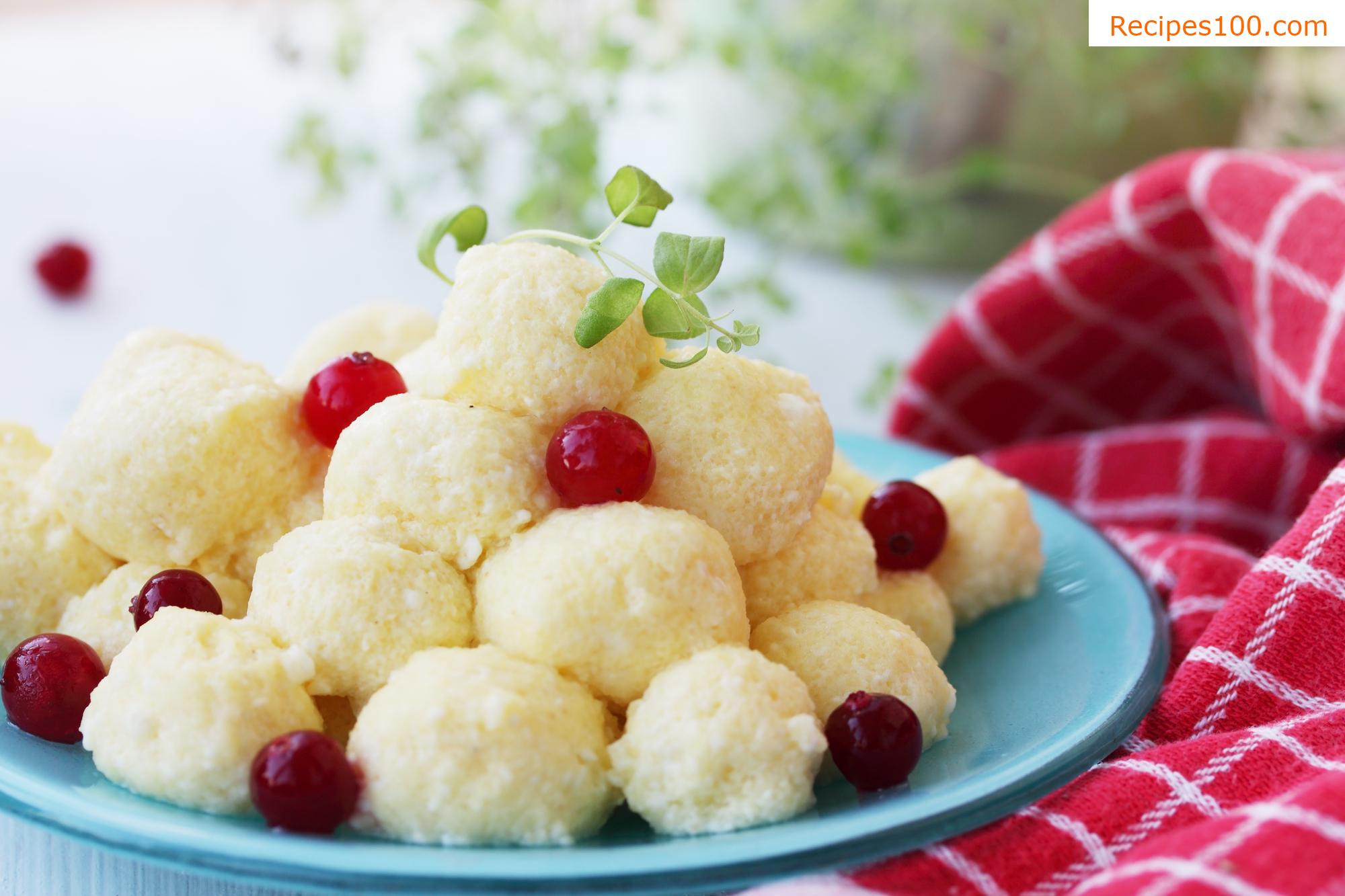 Zucchini Cottage Cheese Dumplings